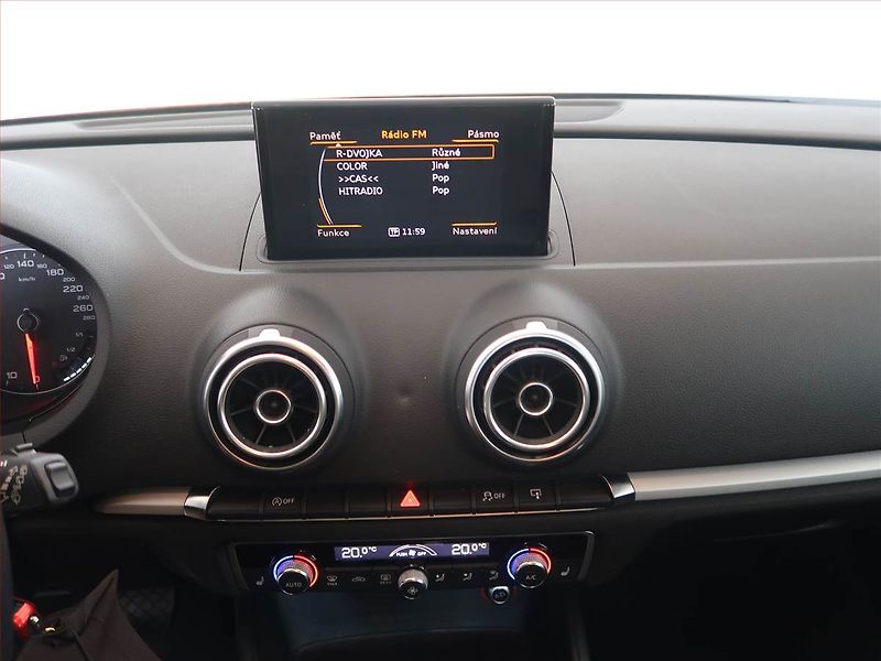 Audi A3 (2014) 1.2 TFSI, Automat, Bi-Xenony - fotka 12 z 14