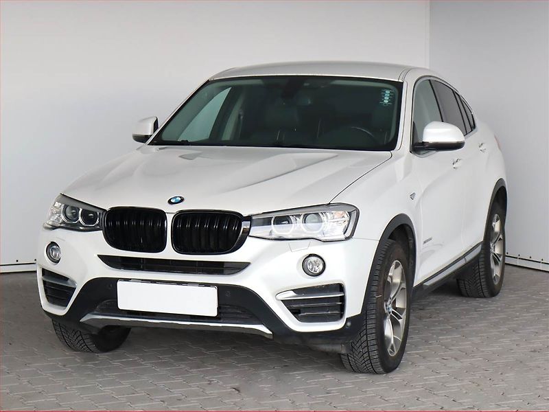 BMW X4 (2017) xDrive20d, 4X4, Automat - fotka 2 z 22