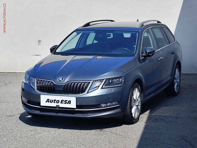 Škoda Octavia (2017) 2.0TDi, LED, navi - fotka 3 z 25