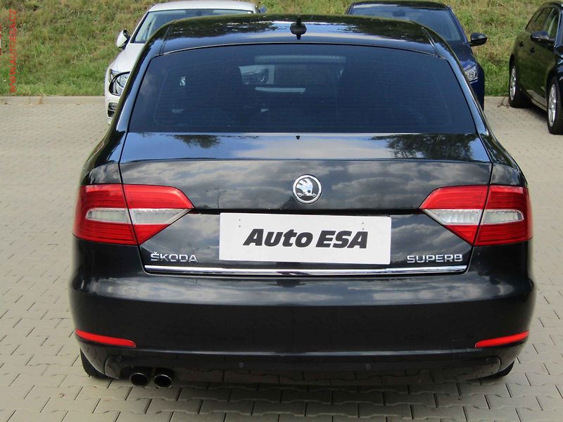 Škoda Superb (2014) 2.0TDi, Bixen, kůže - fotka 5 z 19
