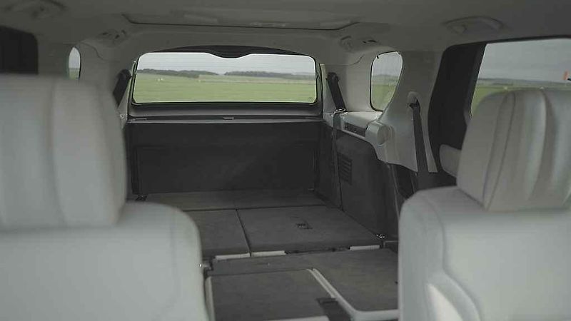 Land Rover Discovery.