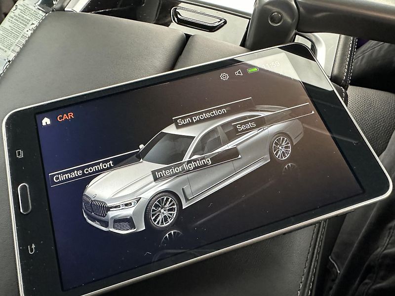 BMW Řada 7 (2019) BMW 745Le xDrive LONG aut. ser - fotka 52 z 57