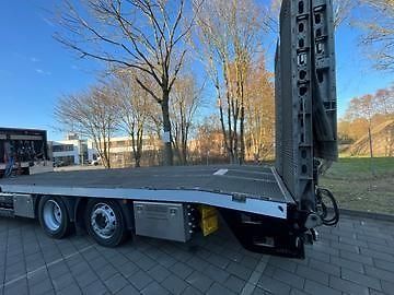MAN TGS (2019) 35.420 8x2 transport strojů - fotka 4 z 12