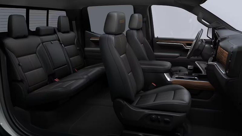 Chevrolet Silverado (2026) HIGH COUNTRY 3.0l - fotka 5 z 5