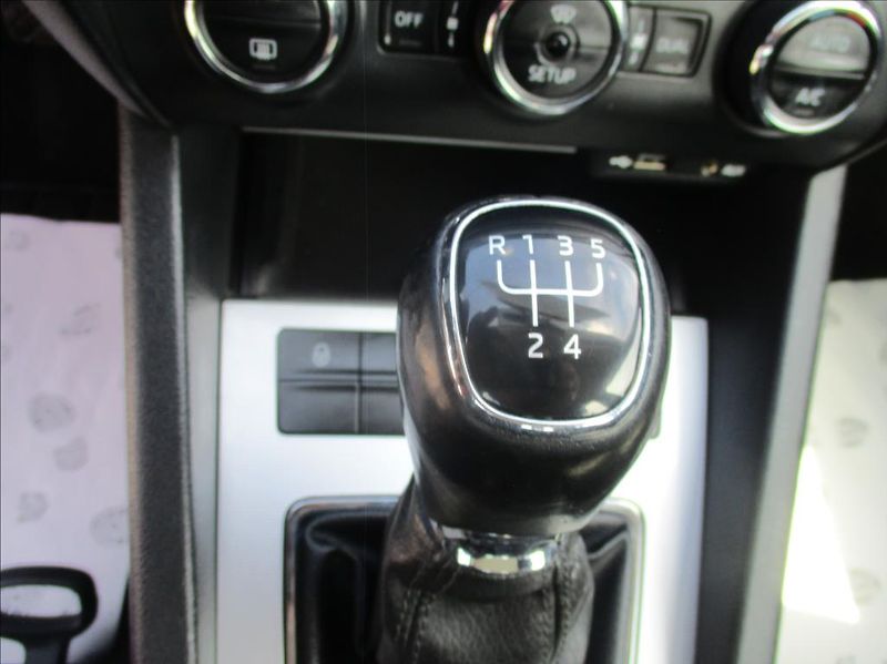 Škoda Octavia 1,6 TDI, Eleg, ZAMLUVENA - fotka 18 z 32