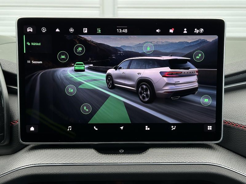 Škoda Kodiaq RS 2.0TSi DSG 4x4 265PS Matrix - fotka 34 z 54