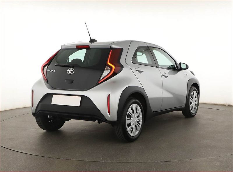 Toyota Aygo (2023) 1.0, Automat, ČR,1.maj - fotka 5 z 14