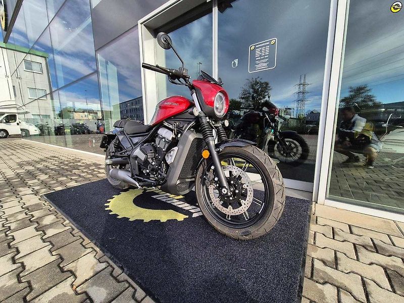 Moto Morini Calibro (2026) Custom 700 - fotka 1 z 17
