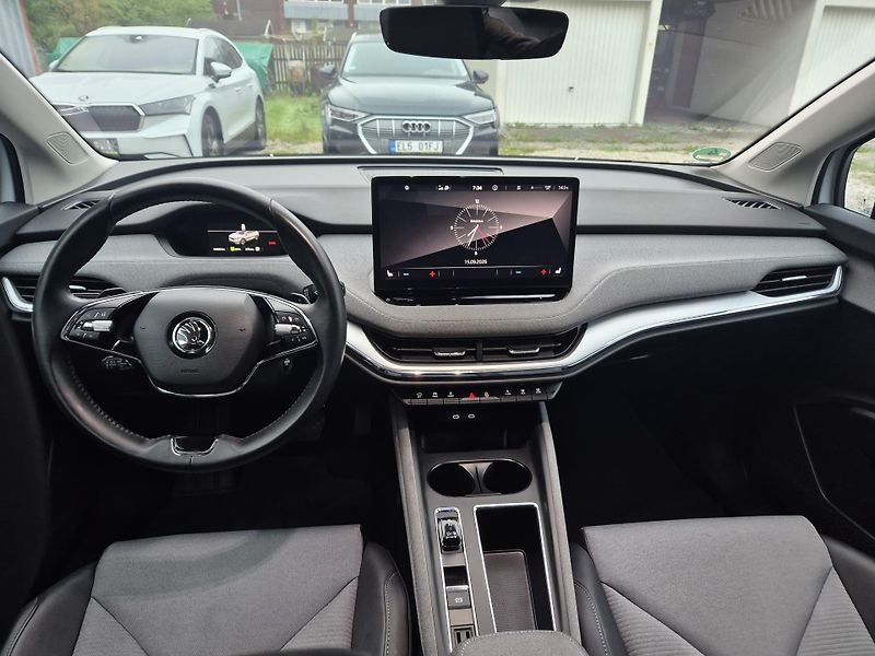 Škoda Enyaq iV 80 LOFT 150kw TZ SOH 97% - fotka 10 z 46