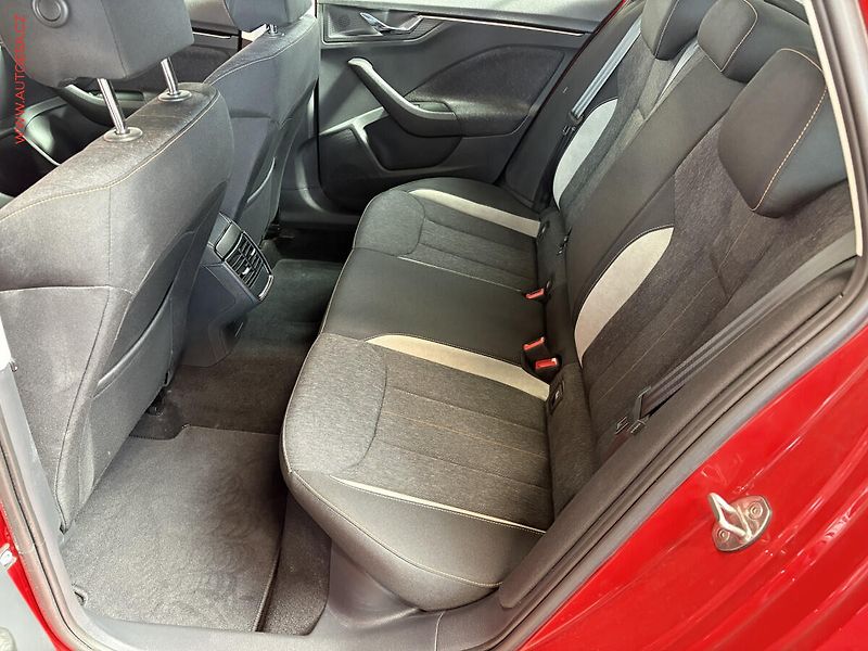Škoda Kamiq (2020) 1.0 TSi, Style, DSG, TZ, navi - fotka 10 z 16