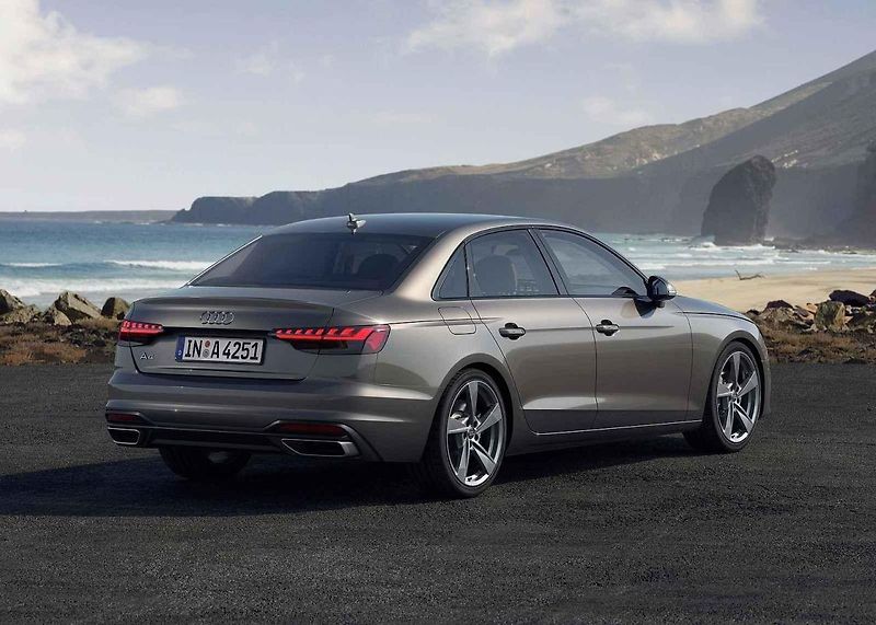 Audi ukázalo i novou verzi S4 Avant s naftovým motorem TDI