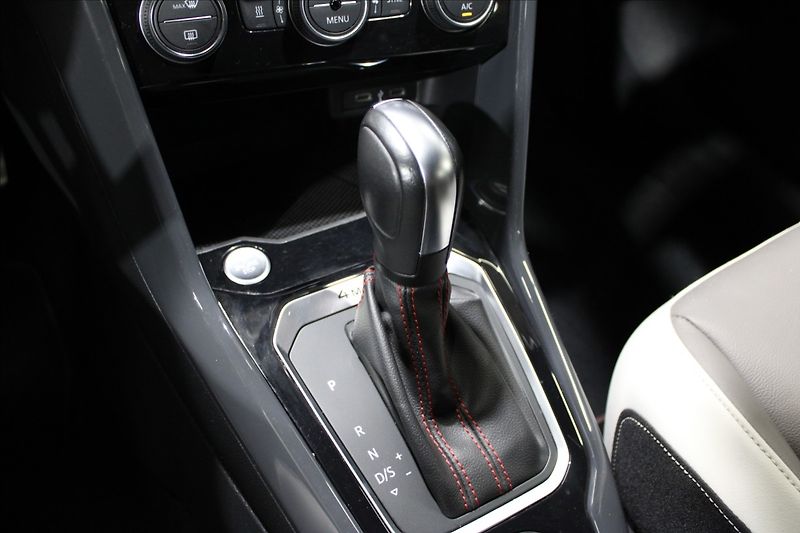 Volkswagen T-Roc 2,0 TDI 4motion Highline 1.maj - fotka 28 z 35