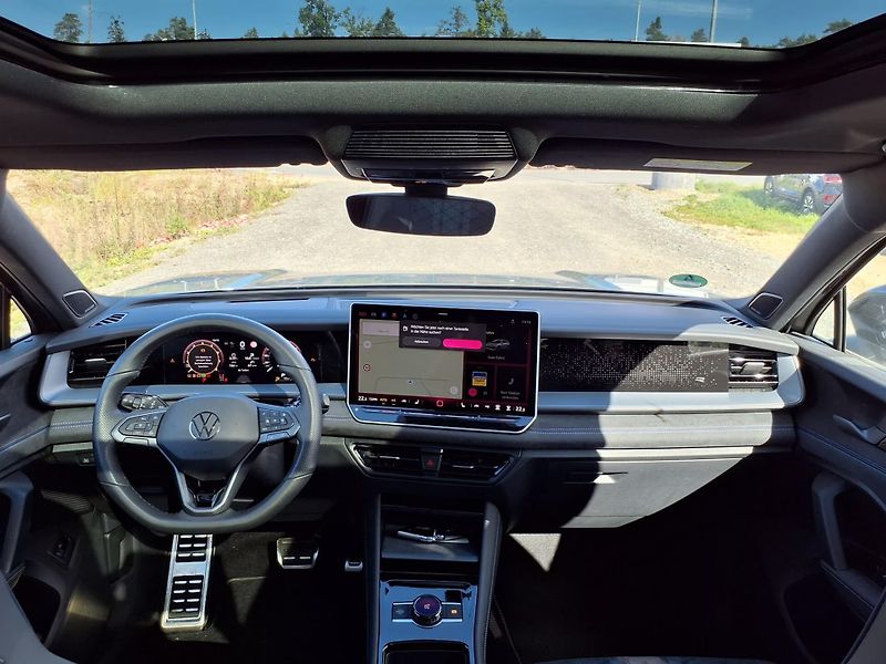 Volkswagen Tayron TSI 195kW 4M R-Line Pano HuD - fotka 6 z 7