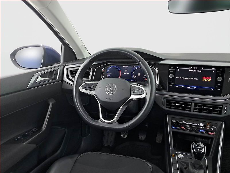 Volkswagen Taigo (2023) 1.0 TSI - fotka 7 z 27