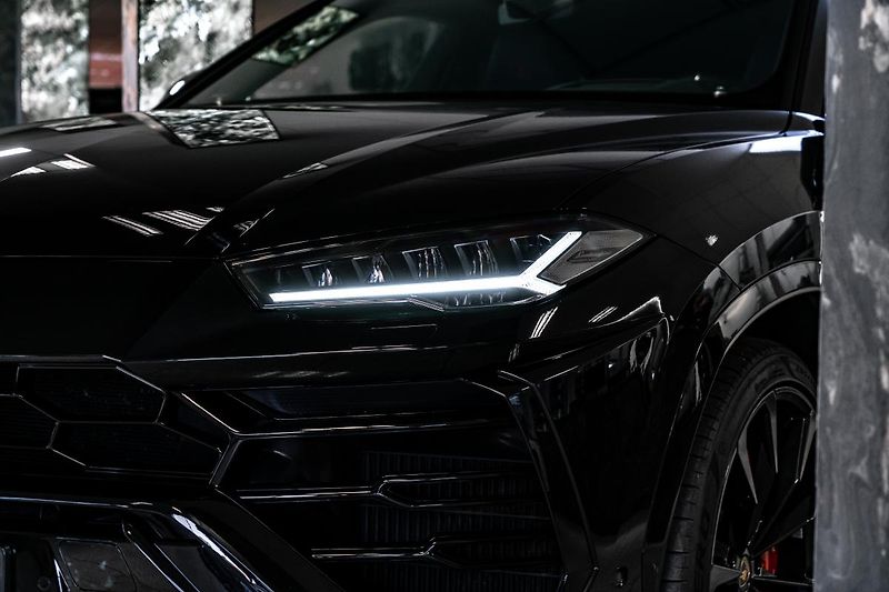 Lamborghini Urus B&O/23