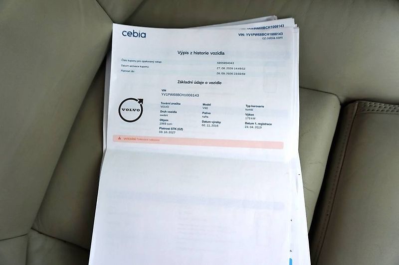 Volvo V90 (2019) INSCRIPTION POLESTAR 2,0 D5 17 - fotka 49 z 53