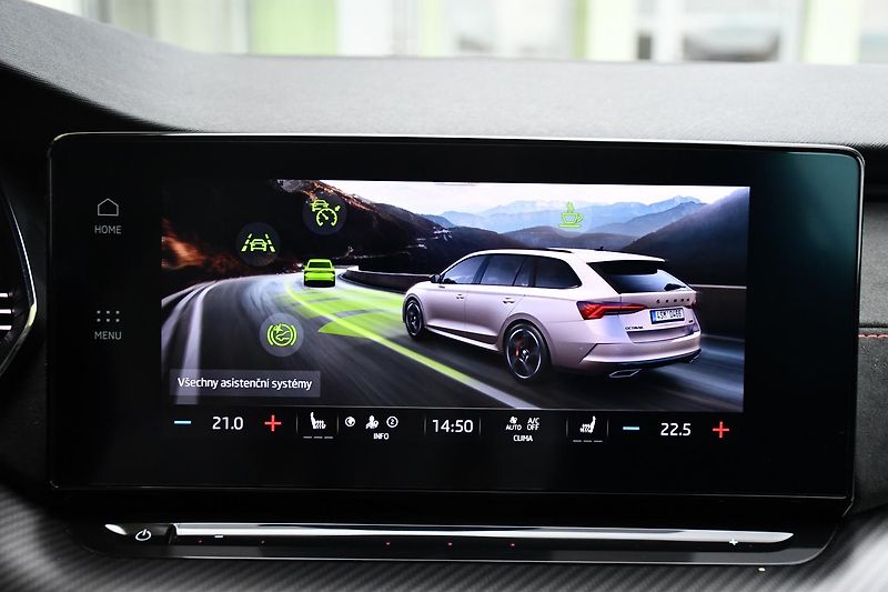 Škoda Octavia 2.0TDi RS DSG 1M ČR - fotka 32 z 39