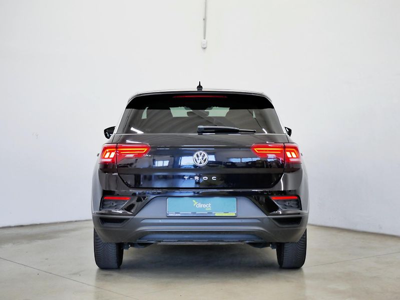 Volkswagen T-Roc - fotka 6 z 24