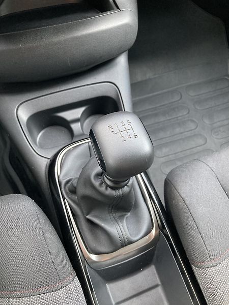 Citroën C4 Cactus FEEL PACK 1.2 PureTech 81 kW - fotka 17 z 18