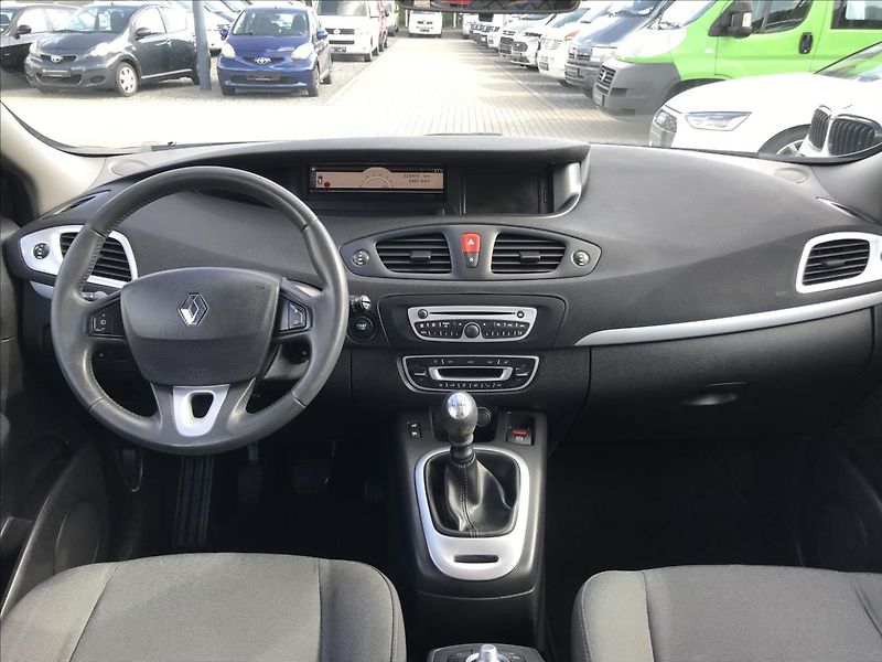 Renault Scénic 1,4 - fotka 10 z 15