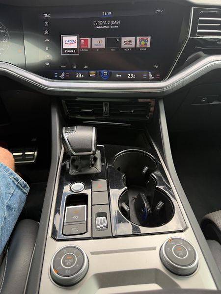 Volkswagen Touareg (2019) - fotka 18 z 33