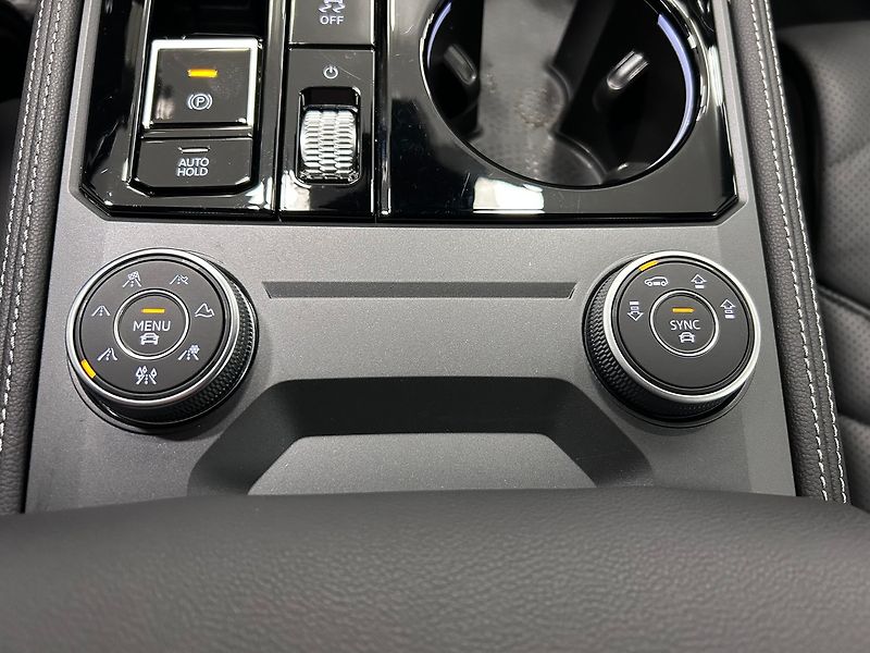 Volkswagen Touareg (2023) TDI 210kW facelift 2024 |Záruk - fotka 53 z 80