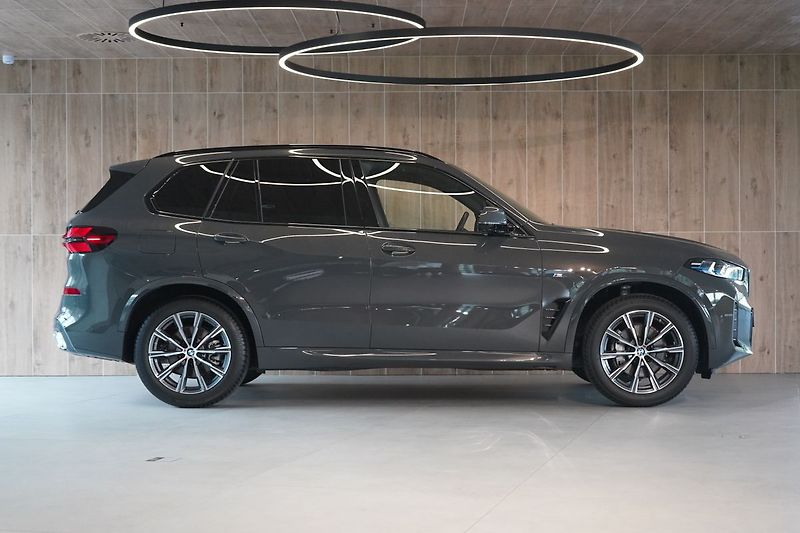 BMW X5 30d xDrive,Ventilace,Pano,H/K - fotka 6 z 48