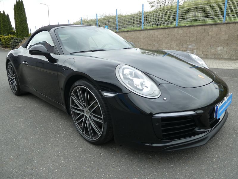 Porsche 911 CARRERA CABRIOLET  - fotka 2 z 23
