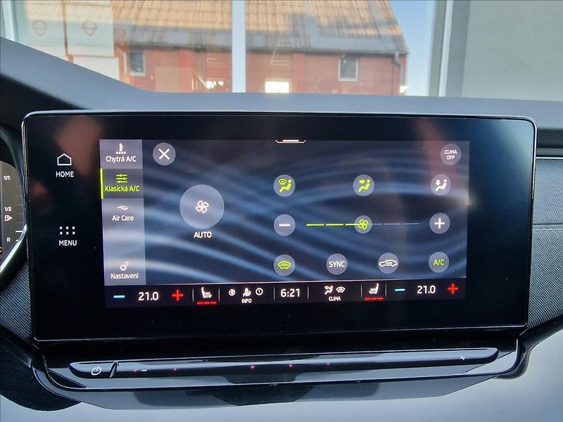 Škoda Octavia 2.0TDI Style, původ ČR,1.Maj. - fotka 34 z 50