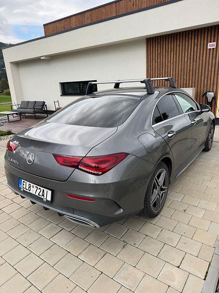 Mercedes-Benz CLA (2020) Elektrika-benzín - fotka 5 z 8