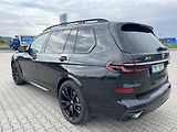BMW X7 (2022) XDRIVE 4.0d - náhled 3