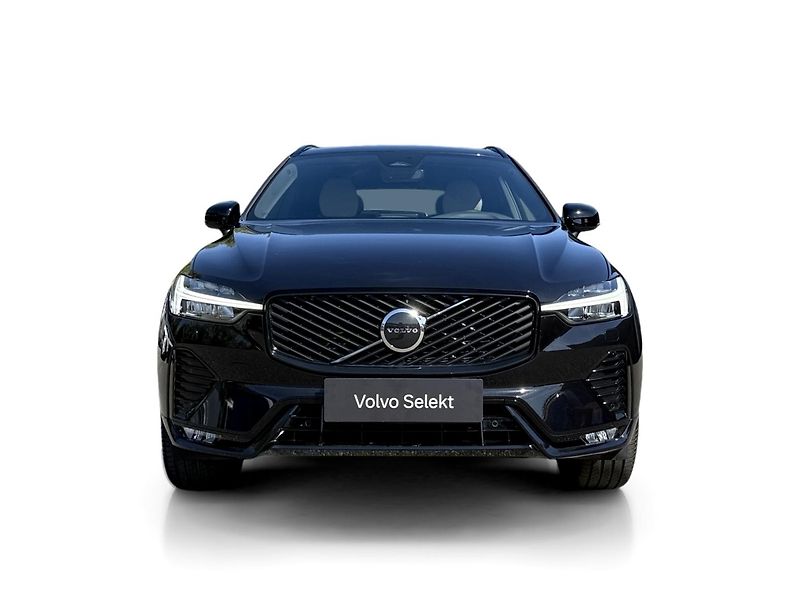 Volvo XC60 B5 AWD PLUS DARK // REZERVACE  - fotka 9 z 47