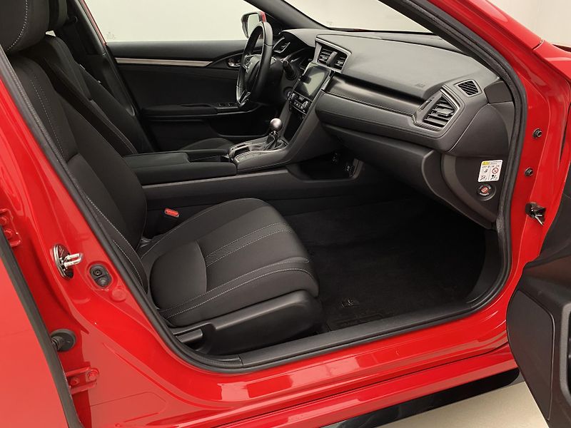 Honda Civic 1.5 VTEC ELEGANCE CZ - fotka 23 z 40