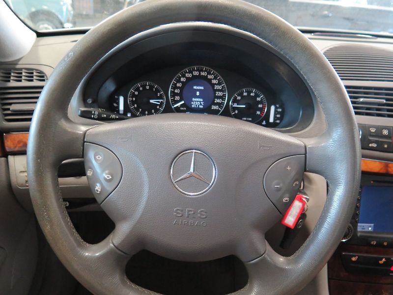 Mercedes-Benz Třídy E (2004) E320,LPG,tažné,klima,kůže,4mat - fotka 7 z 26