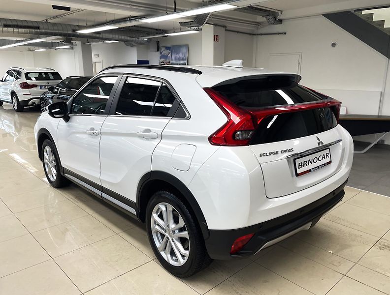 Mitsubishi Eclipse Cross 1,5 T-GDi 120kW, ČR - fotka 4 z 28
