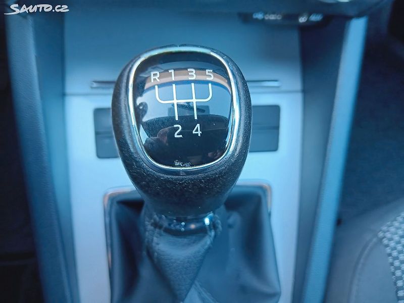 Škoda Octavia 1.6 TDI 81kW - fotka 21 z 27