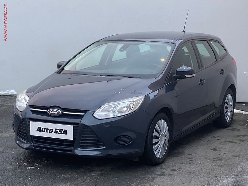 Ford Focus (2014) 1.6 TDCI, AC - fotka 3 z 16