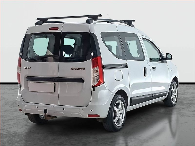 Dacia Dokker (2013) Arctica 1.6 i, 5Míst, ČR, 1Maj - fotka 5 z 13