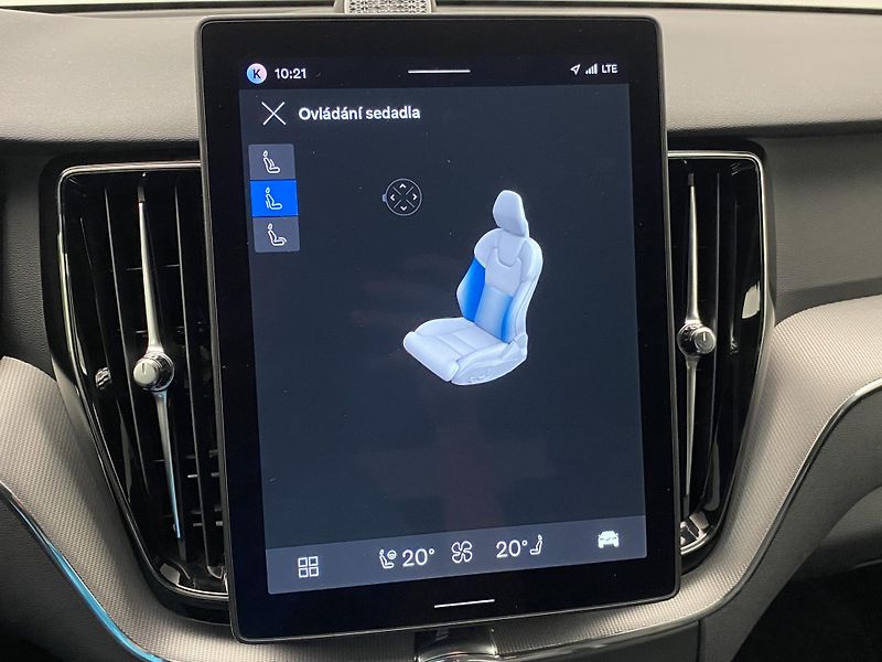 Volvo XC60 T8 AWD RECHARGE BLACK EDITION - fotka 62 z 64