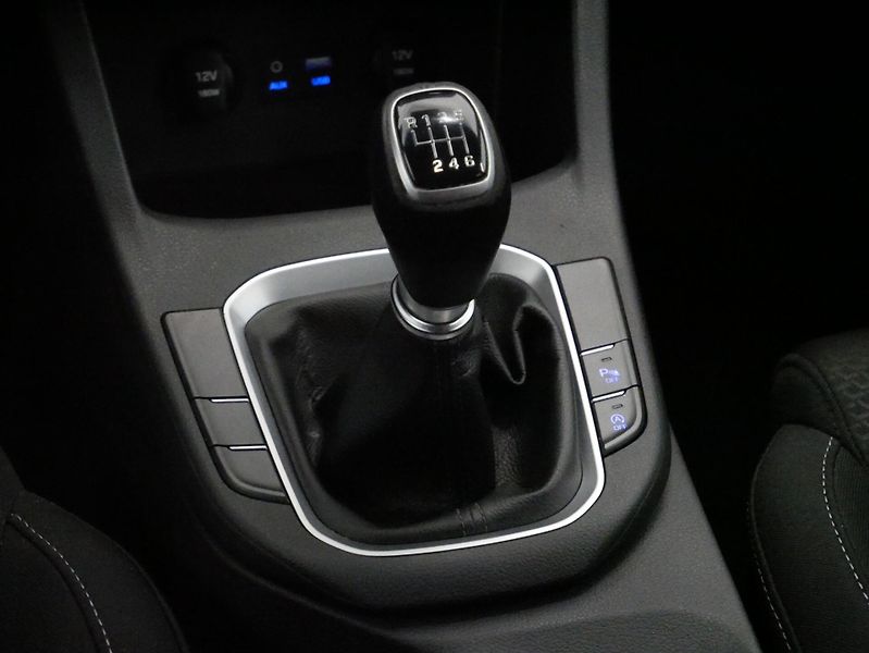 Hyundai i30 - fotka 22 z 25