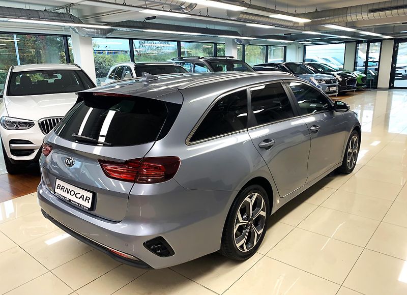 Kia Ceed 1,4 T-GDi Exclusive DCT, ČR - fotka 6 z 25