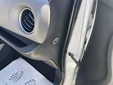 Toyota Yaris 1.5i 16v HYBRID 142TKM TOP 1A! - náhled 131