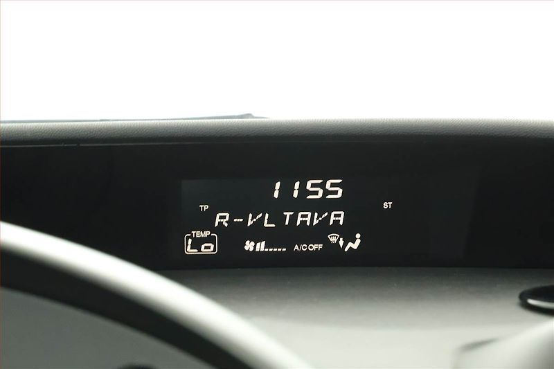 Honda Civic (2011) 1.8 i, Tempomat, Park. senzory - fotka 10 z 14