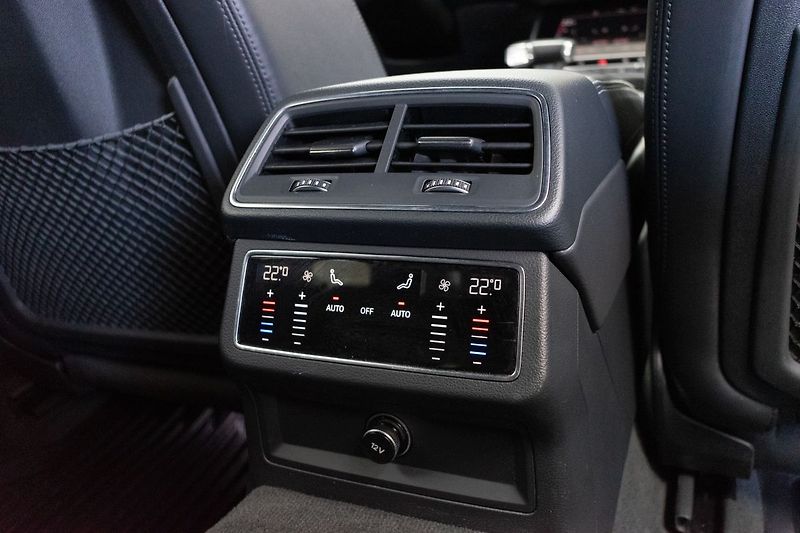 Audi A6 50TDI QUATTRO*S-LINE*KAMERA360 - fotka 14 z 41