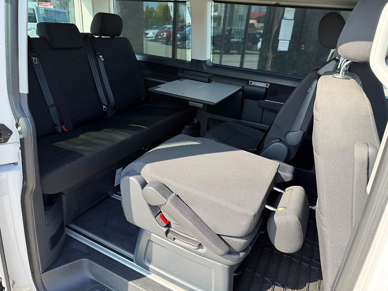 Volkswagen Multivan Comfortline  7míst 2,0TDI 110k - fotka 14 z 19