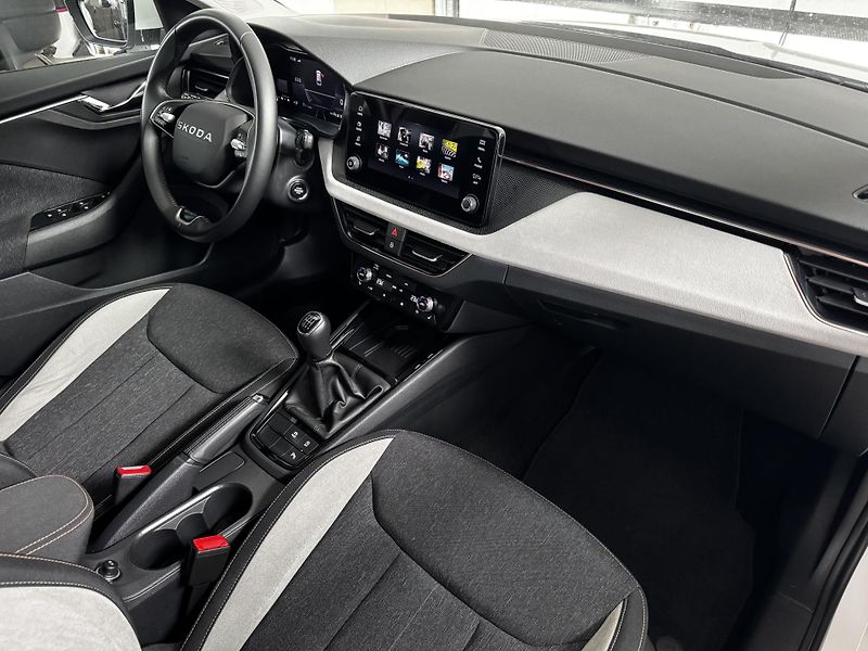 Škoda Scala (2025) 1.0 TSI Selection - CZ - DPH - fotka 20 z 23