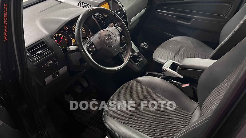 Opel Zafira (2010) 1.8 i, AC, TZ - fotka 3 z 3