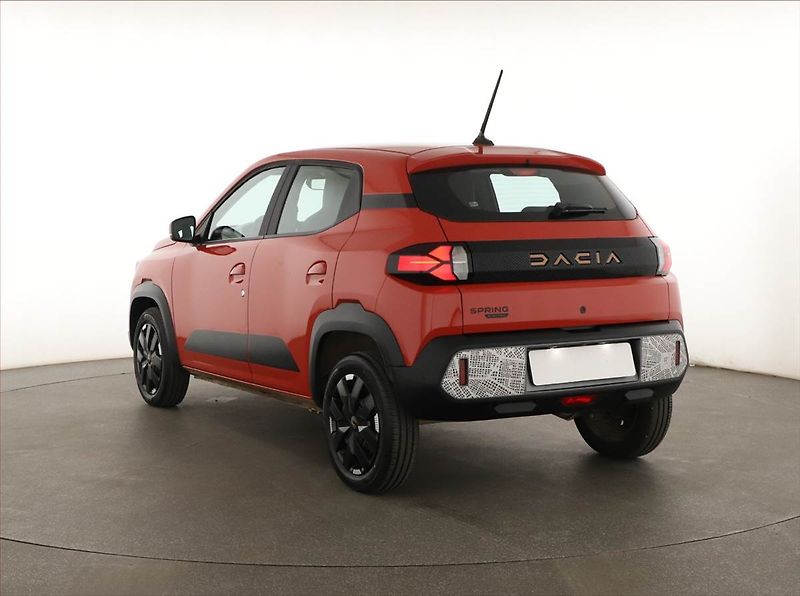 Dacia Spring (2025) Electric 65 (27 kWh), SoH 96% - fotka 4 z 20