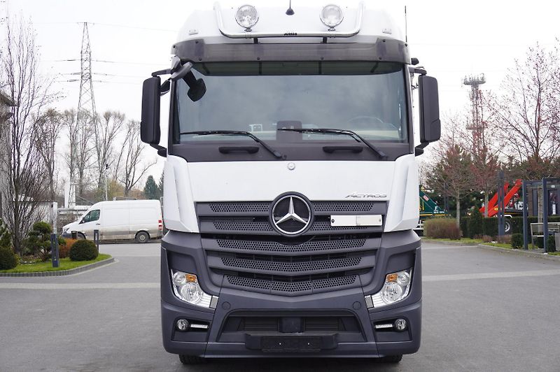 Mercedes-Benz Actros (2018) 2540 6x2/40 tho.km!/ 5 seats - fotka 11 z 24