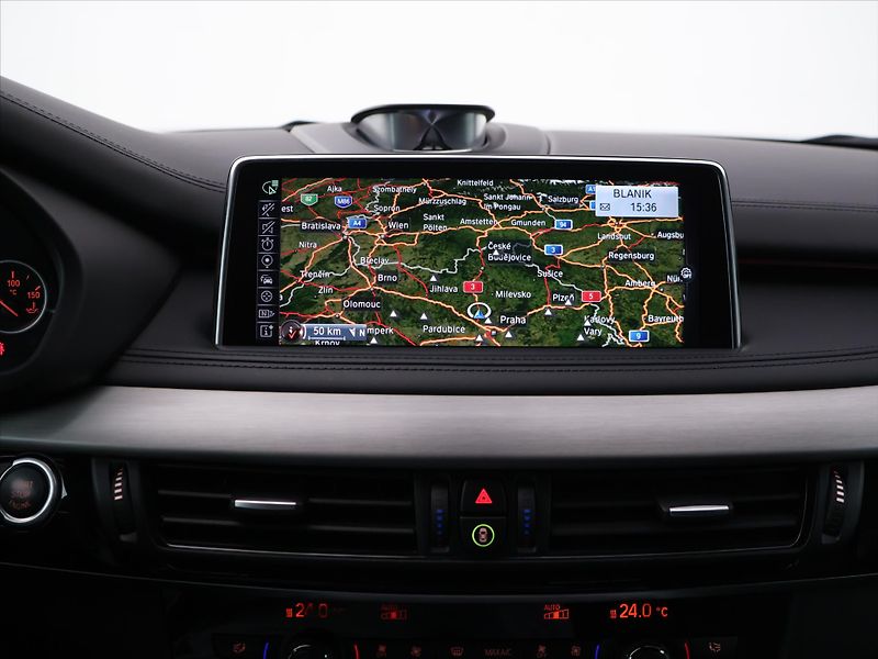 BMW X5 3,0 40d 230kW xDrive M-Paket C - fotka 21 z 32